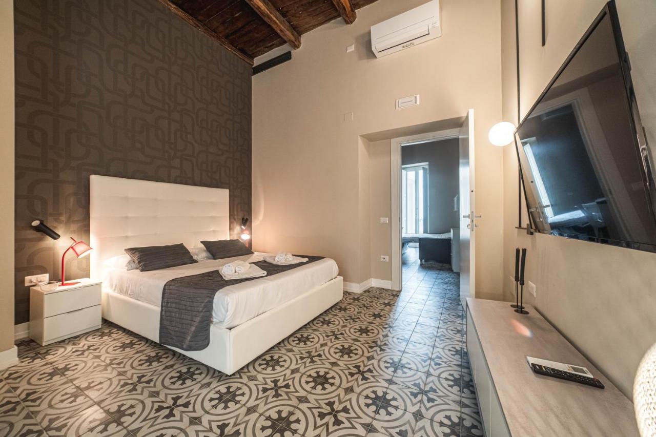 Palazzo Paladini - Luxury Suites In The Heart Of The Old Town Pizzo  Eksteriør bilde