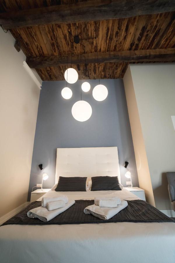 Palazzo Paladini - Luxury Suites In The Heart Of The Old Town Pizzo  Eksteriør bilde